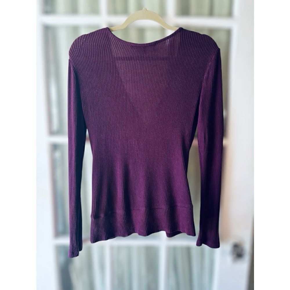 WHBM Women’s Small Modern Fit Purple Ribbed 3/4 Sleeved Faux Wrap V-Neck Blouse - Picture 6 of 8